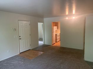 3816 Baxter Rd APT 4, Anchorage, AK 99504
