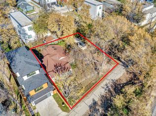 917 Walkway St, Dallas, TX 75212