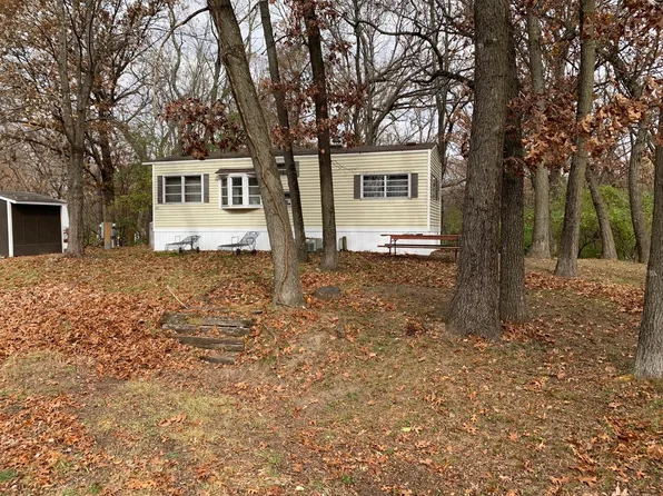 21/104-105 Woodhaven Dr E, Sublette, IL 61367