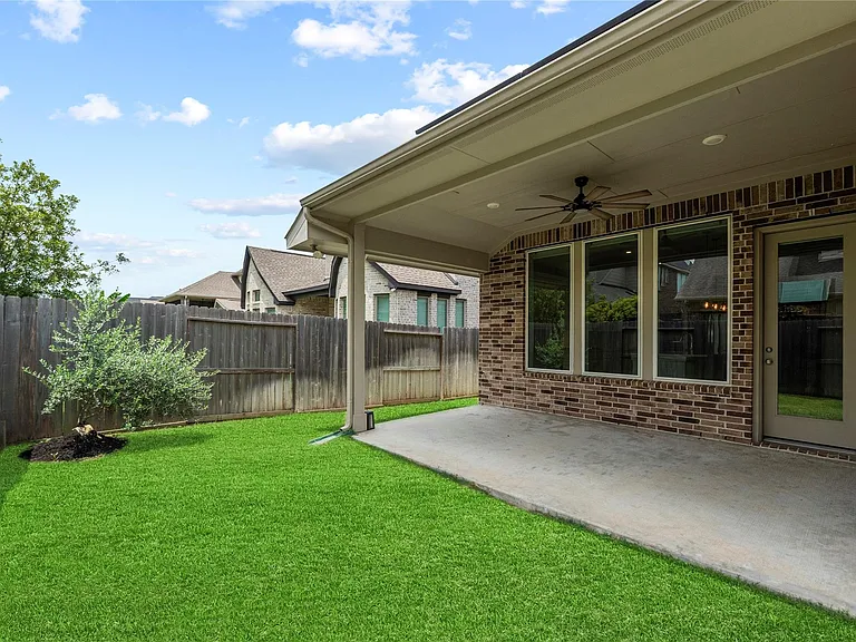 1707 McCrae Hill Ct — Photo 34