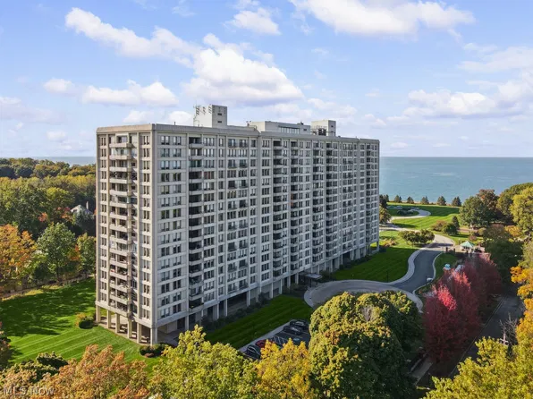 1 Bratenahl Pl APT 601, Cleveland, OH 44108