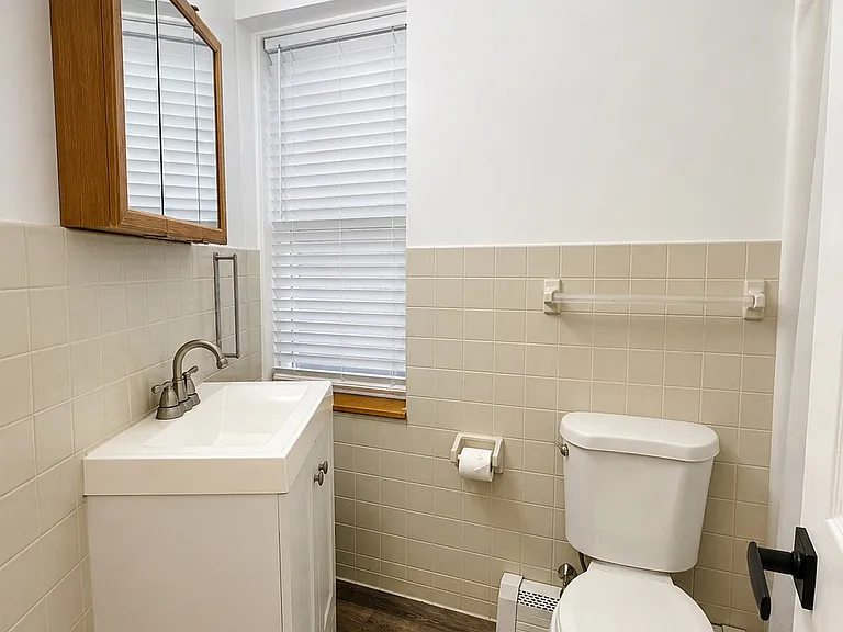 190 Union St #1 — Photo 10