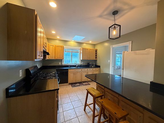 2nd image of 9 Cushman Rd #2