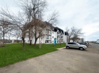 45 Kleisinger Cres, Regina, SK S4R 6Z4