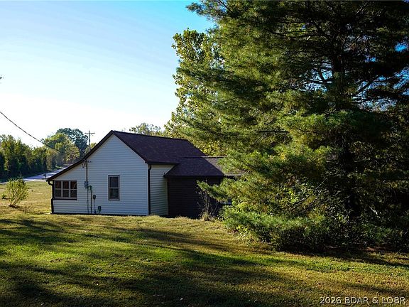 2nd image of 4 Kings Bluff Dr