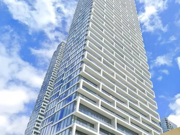 5 Buttermill Ave #505, Vaughan, ON L4K 4Z4
