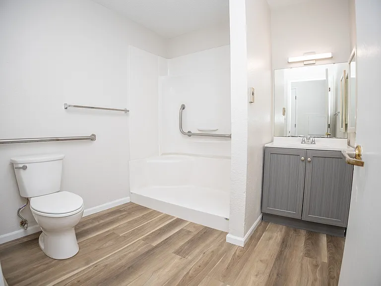4819 Marion St — Photo 8