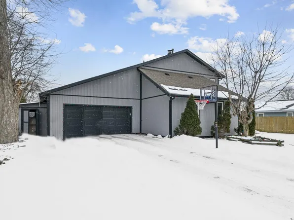 520 Downey Ave, Mishawaka, IN 46544