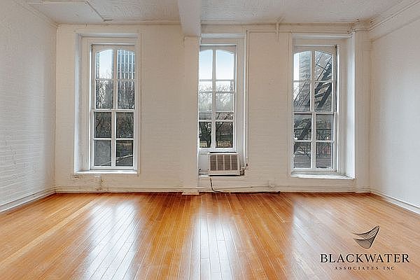 1st image of 317 Greenwich St #2F