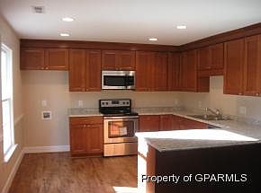 3rd image of 304 Lancelot Dr