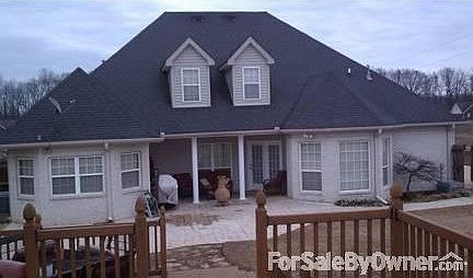 3rd image of 131 McCullough Cir