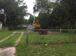 208 10th Ave, Chickasaw, AL 36611