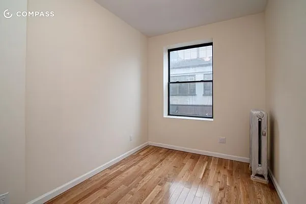 Rented by Compass | media 59