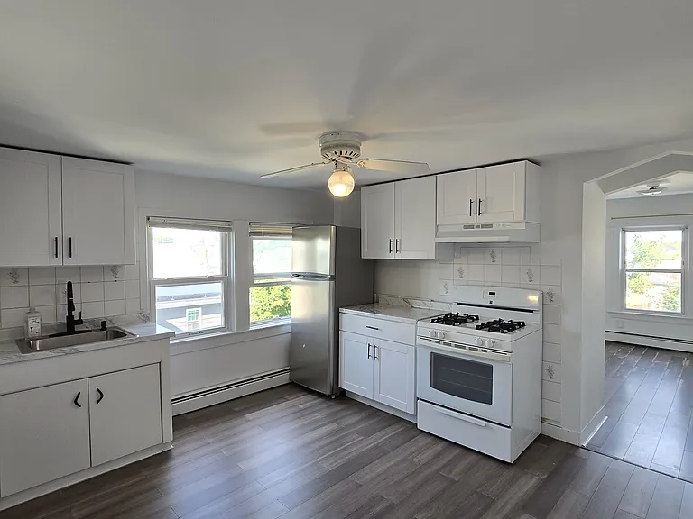 229 Brighton Ave #3 — Photo 3