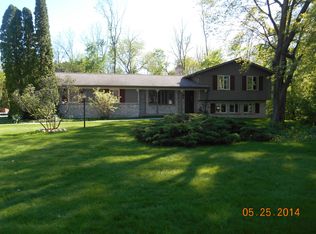 4114 Baywood Dr SE, Grand Rapids, MI 49546