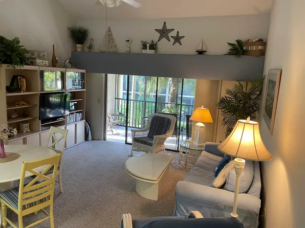 55 Village Las Palmas Cir, Saint Augustine, FL 32080