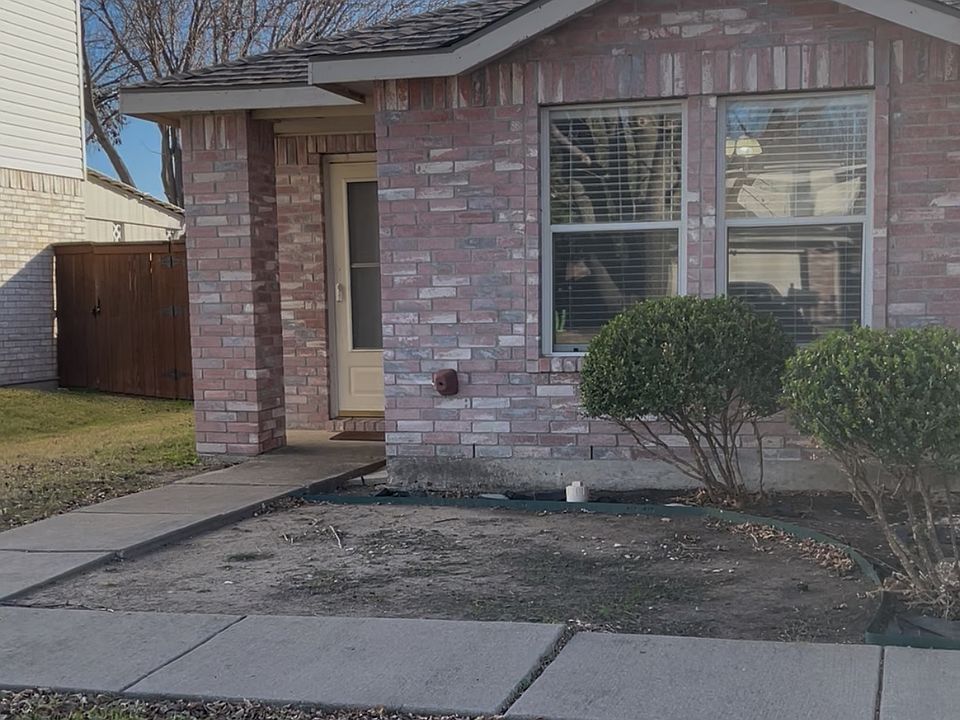 1st image of 2521 Pecan Dr
