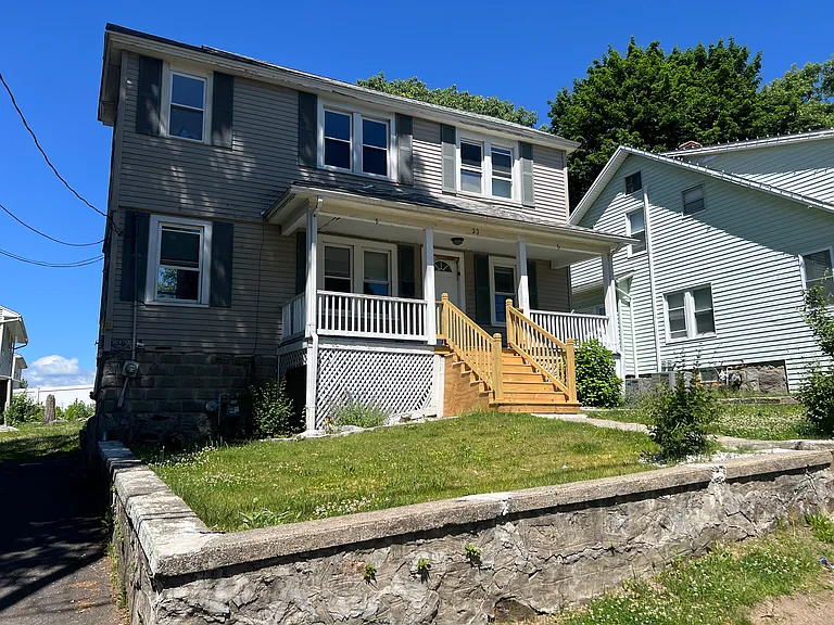 33 Capitol Ave — Photo 1