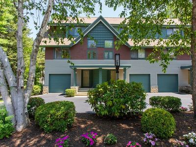 1175 Chestnut St APT 16, Newton, MA, 02464