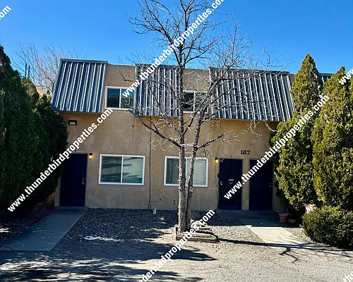 187 Monte Largo Dr NE Photo 1