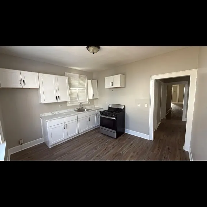 203 Renner Ave #1L