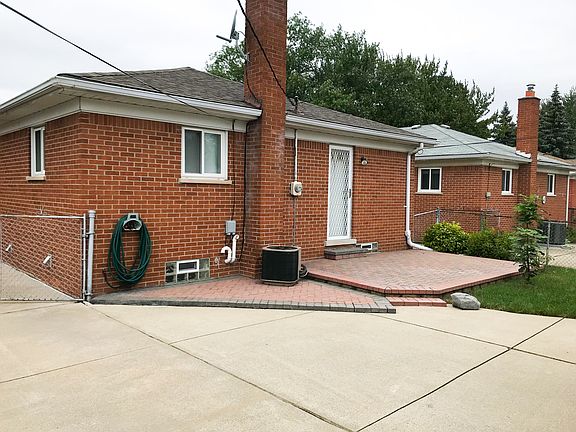 5th image of 6544 Kingsbury St