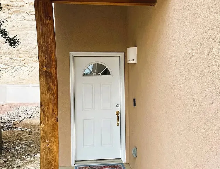 1912 Hollyhock Cir — Photo 5