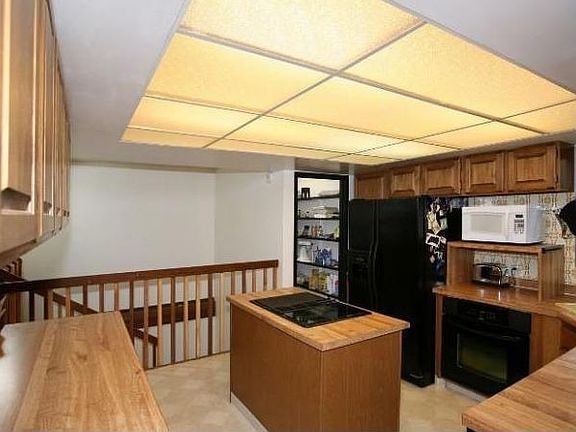 Country Kitchen/Pantry