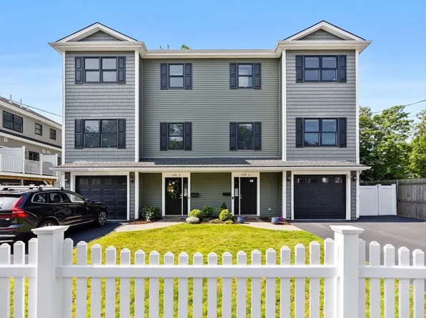 125 Ash St #1, Waltham, MA 02453