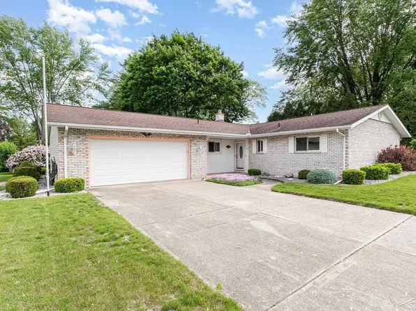 4900 Schneider St, Saginaw, MI 48638