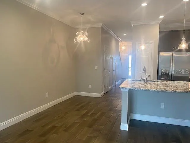 1114 Coral Ln — Photo 7