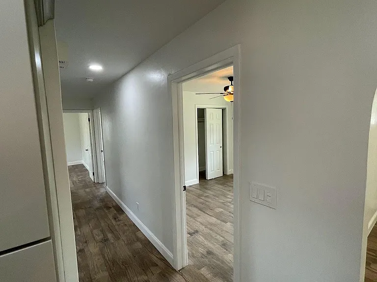 3439 NE 12th St — Photo 8