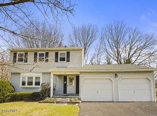 6 Marble Rd, East Greenbush, NY 12061