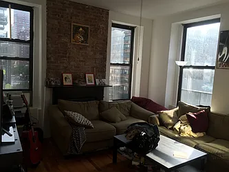 Rented by Aryeh Realty