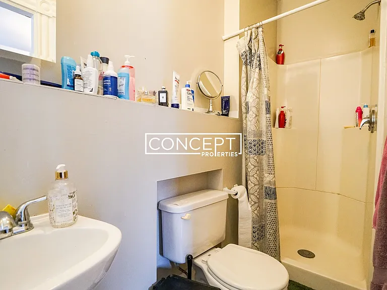 21 Sparks St #1B — Photo 18