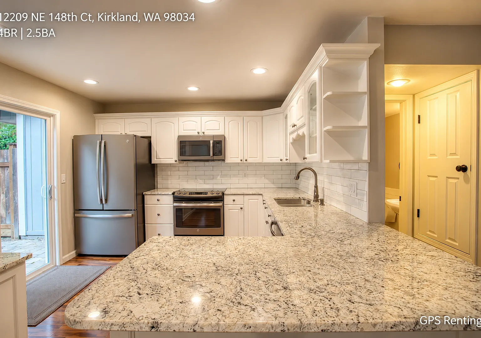 Fully Remodeled Kirkland Gem in an Unbeatable Location! — Photo 3