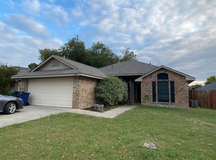 2004 Laney Dr, Sanger, TX 76266