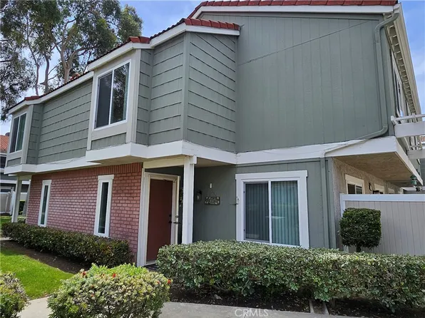 1060 Golden Springs Dr Unit B, Diamond Bar, CA 91765