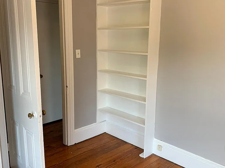 125 E Washington St #3 — Photo 13