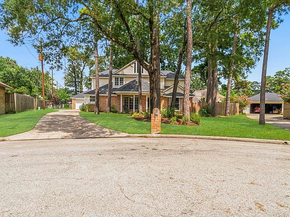 3rd image of 27806 Heather Ct
