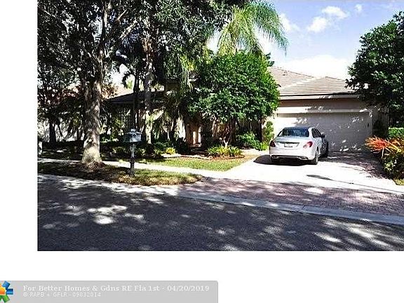 2nd image of 2614 Oakbrook Ct
