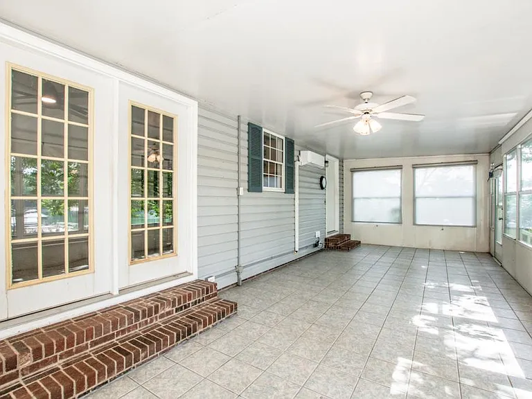 447 Kemp Rd — Photo 34