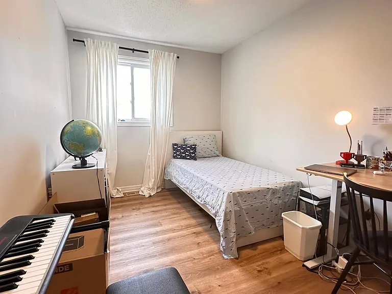 5 Fulham Ct — Photo 11