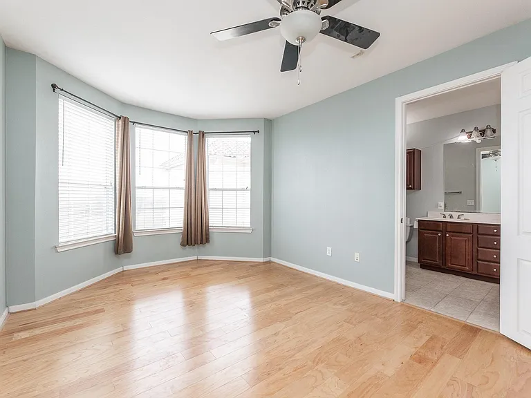 7575 Kirby Dr #2417 — Photo 5
