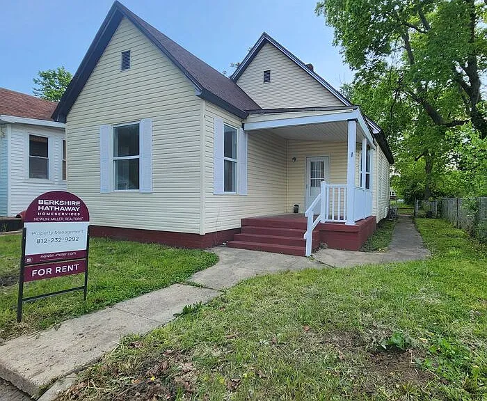 316 S 16th St — Photo 1