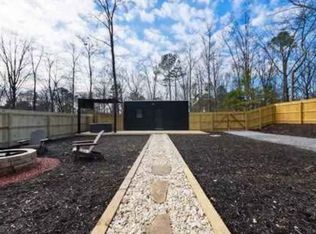 3735 Lenna Dr, Snellville, GA 30039