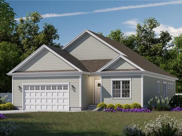 9 Tammy Jean Dr, Coventry, RI 02816