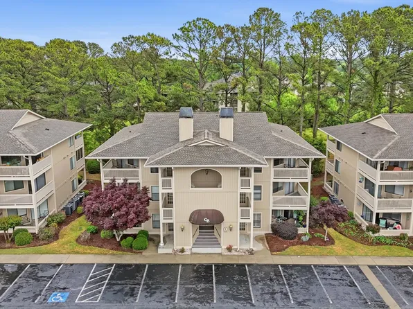 4222 Pinehurst Dr. #I-9, Little River, SC 29566