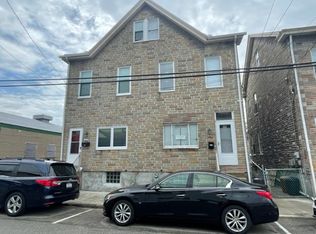1613 Middle St, Pittsburgh, PA 15215