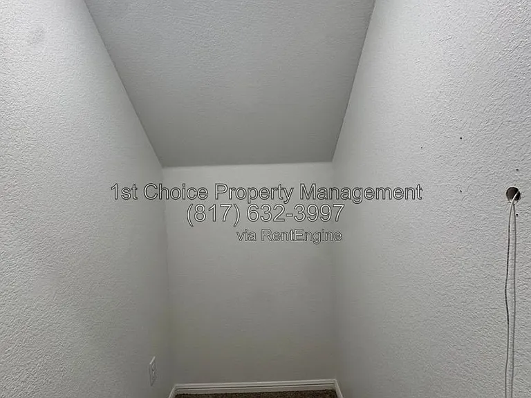 912 Rothville Ln — Photo 24